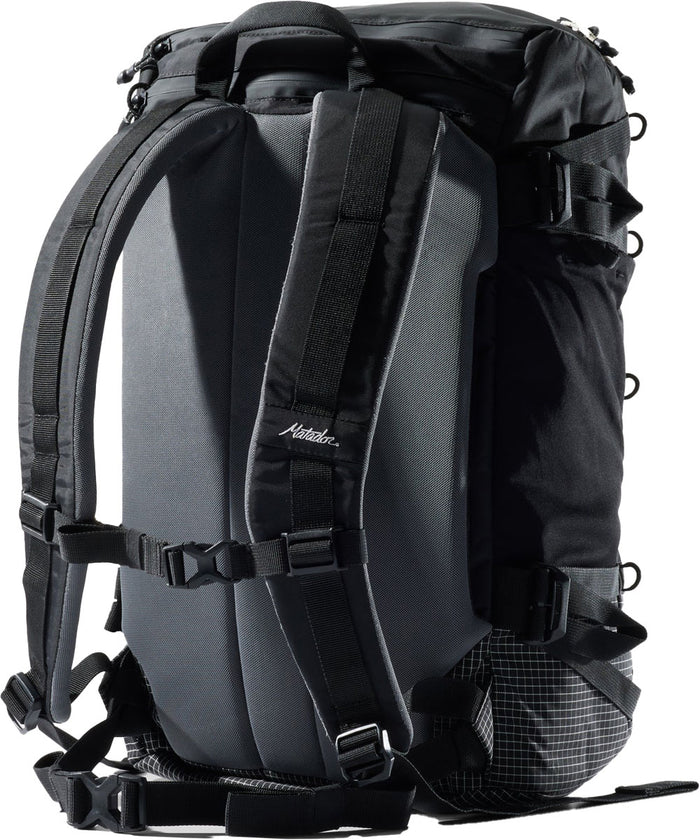 Seg28 Travel Backpack - 28 L