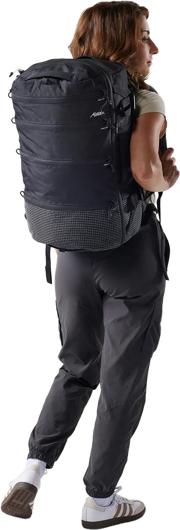Seg28 Travel Backpack - 28 L