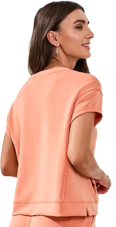 T-Shirt - Women's